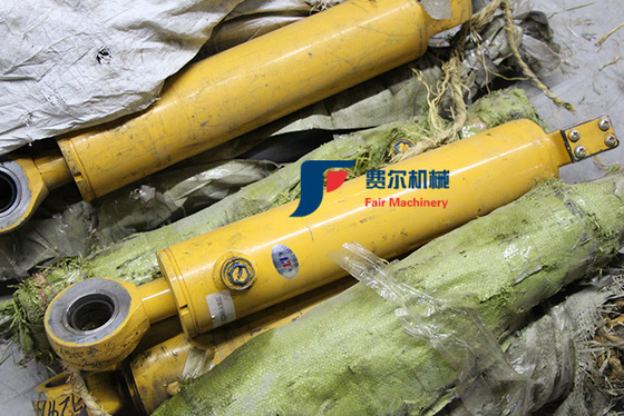 China XCMG Parts LW300FN Steering Hydraulic Oil Cylinder 250100220 XGYG01-004 supplier