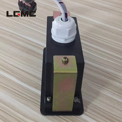 excavator	part	electrical appliances 34B1099/37B0719	QKGHauxiliary water tankG4-20 switch box